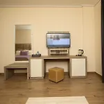 Vd Roleks Hotel Wlora