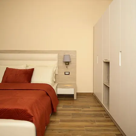 Vd Roleks Hotel Vlorë