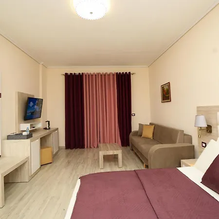 Vd Roleks 4* Vlorë