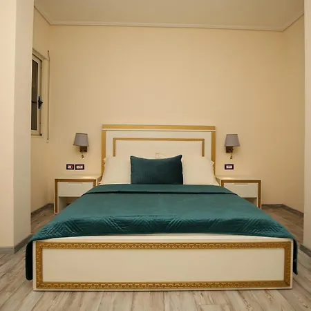 Vd Roleks Hotel 4*