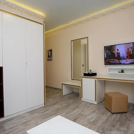 Hotel Vd Roleks 4*