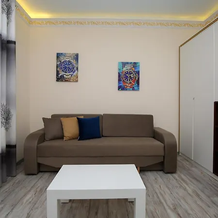 Vd Roleks 4* Vlorë