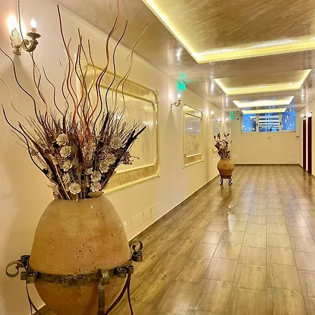 Vd Roleks Hotel Wlora